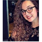 Laureata in lingue ( mediazione linguistica e culturale)